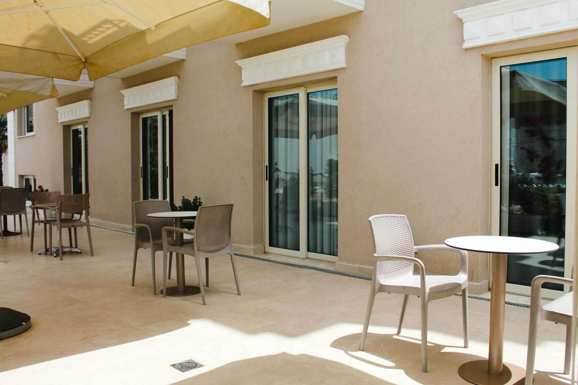 Class Hotel Ksamil Exterior photo